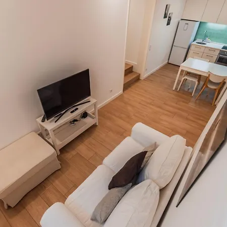 Cozy 2 Bedroom Retreat *