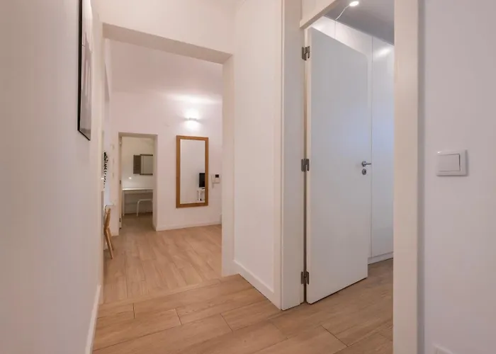 דירה Cozy 2 Bedroom Retreat ליסבון