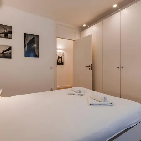 아파트 Cozy 2 Bedroom Retreat *