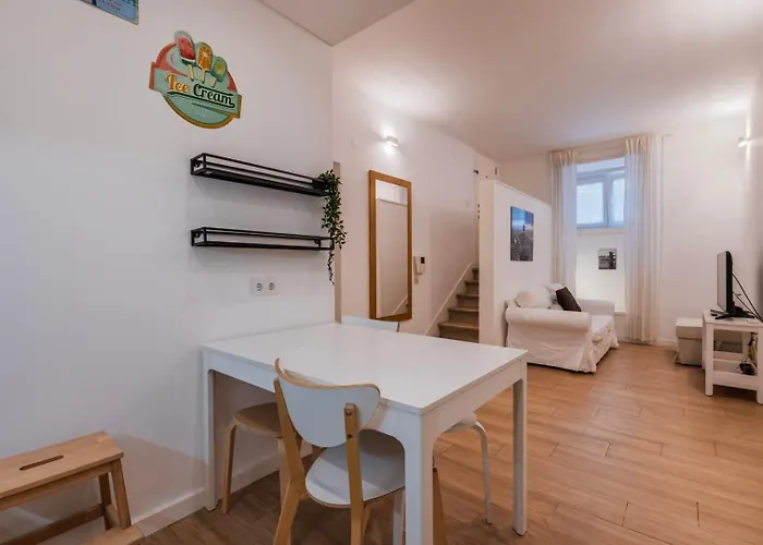 公寓 Cozy 2 Bedroom Retreat *